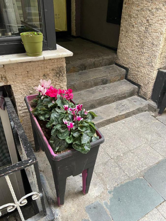 Taksim Sem Hotel Istanbul Exteriör bild